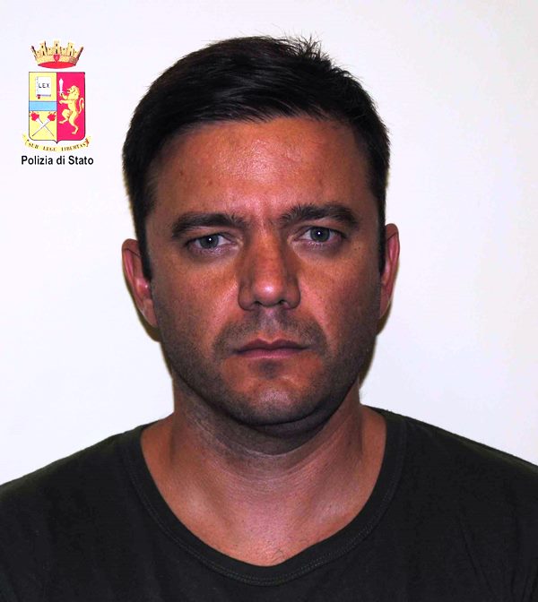 TAORMINA: CLONAZIONE DI CARTE DI CREDITO E MANOMISSIONE DI SPORTELLO BANCARIO, ARRESTATO