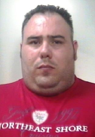 S.P.CLARENZA: INTERA FAMIGLIA DEDITA ALLA COLTIVAZIONE DI CANAPA INDIANA, FIGLIO IN MANETTE, GENITORI DENUNCIATI