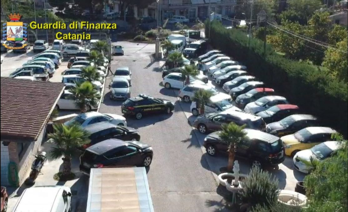 CALTAGIRONE: OPERAZIONE SILVER HORSE, GDF SEQUESTRA 4,4 MILIONI DI BENI