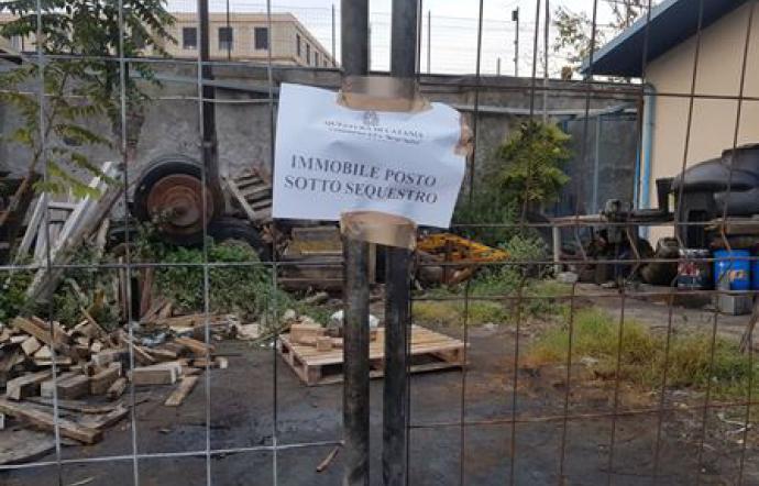 CATANIA: BLITZ DELLA POLIZIA IN DUE CANTIERI NAVALI, I DETTAGLI - FOTO