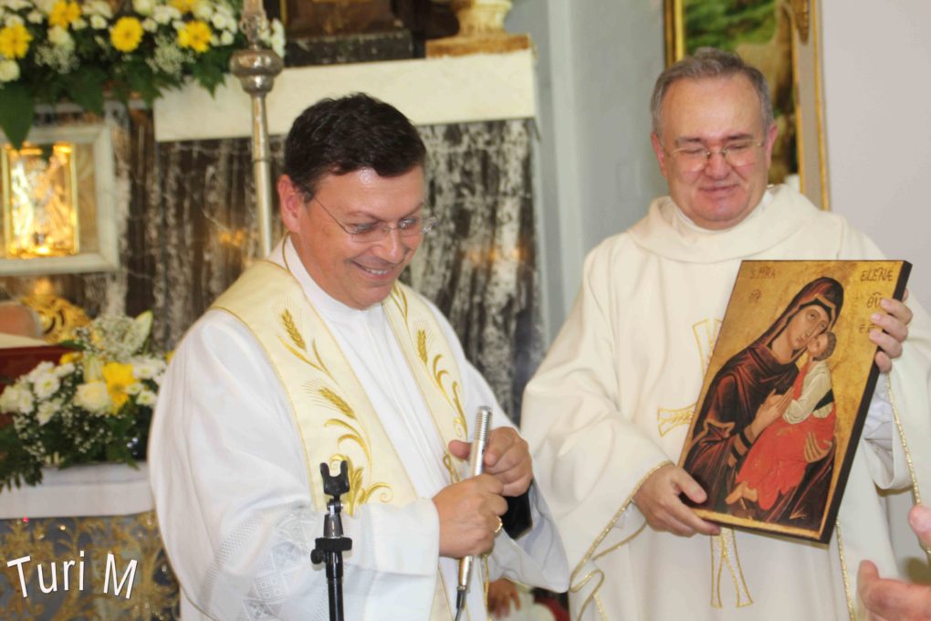 PATERNO': PADRE ANTONINO TOMASELLO FESTEGGIA IL 40° ANNIVERSARIO DI SACERDOZIO - FOTO