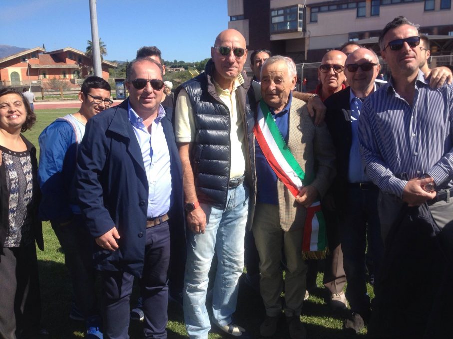 MISTERBIANCO: CICCIO GRAZIANI VISITA IL CAMPO DI CALCIO VALENTINO MAZZOLA NEL RICORDO DEL GRANDE CAMPIONE