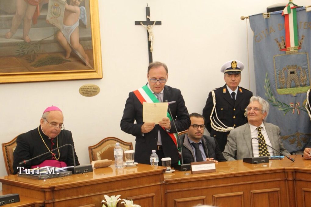 PATERNÒ: MONSIGNOR GRISTINA INCONTRA LE AUTORITÀ LOCALI - LE FOTO