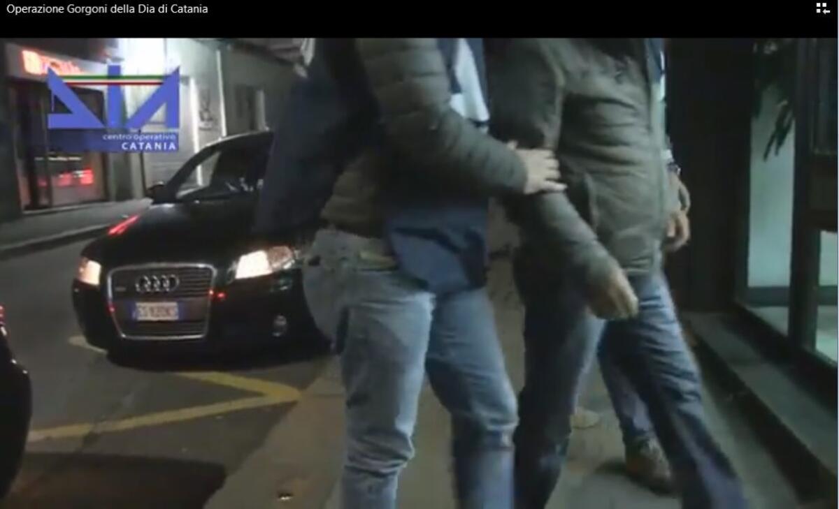 RIFIUTI, BLITZ DELLA DIA CONTRO BOSS E IMPRENDITORI: SEQUESTRATE SOCIETÀ PER 30 MILIONI - VIDEO - 