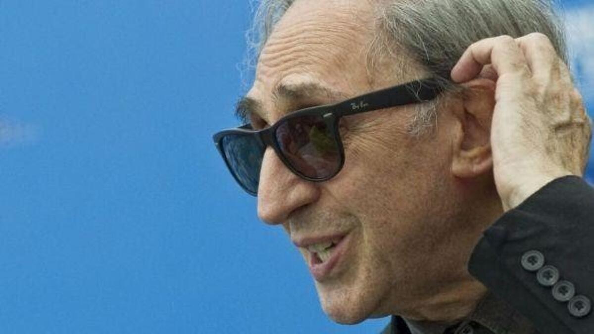 FRATTURA DI FEMORE E BACINO PER FRANCO BATTIATO: STOP AI CONCERTI PREVISTI - 