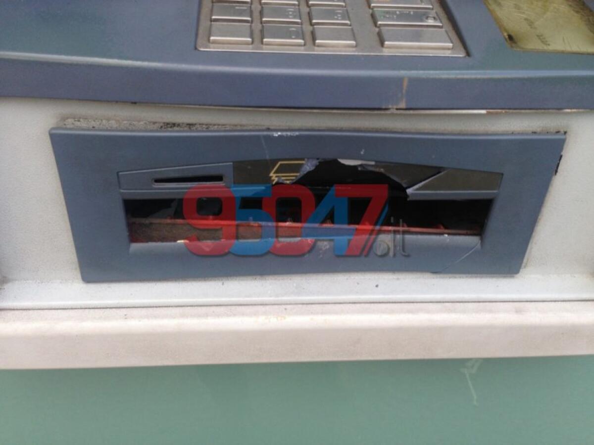 PATERNO' SCASSINATO BANCOMAT AI 4 CANTI - FOTO - 