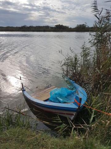 CATANIA: PESCANO NELLA RISERVA NATURALE, 7 PERSONE DENUNCIATE _ FOTO
