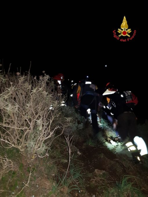 MANDANICI (ME): CACCIATORE MUORE MENTRE INSEGUE DEI CINGHIALI, SALMA RECUPERATA DAI FINANZIERI - FOTO