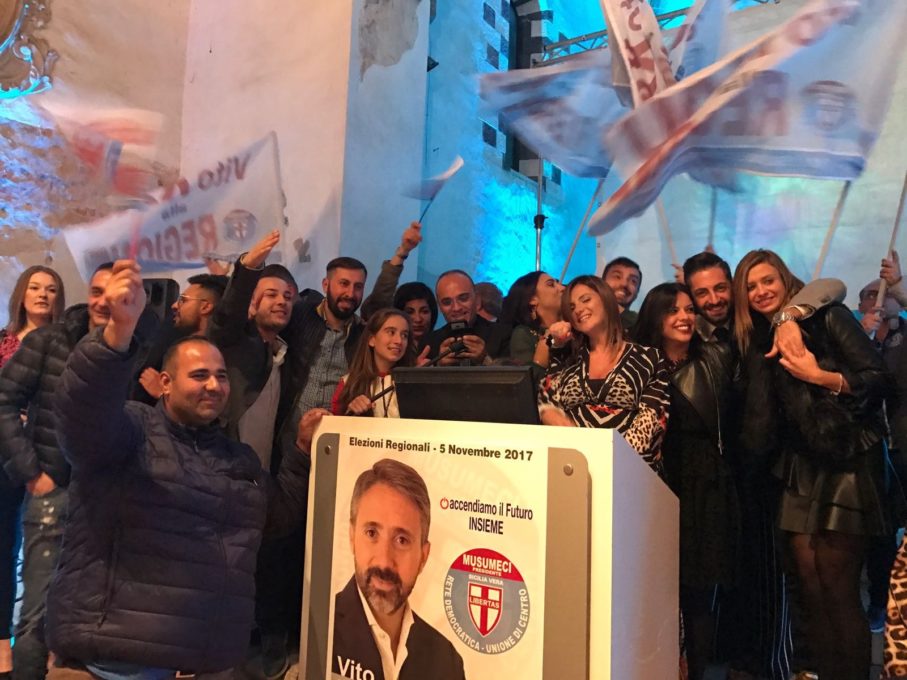 BOOM DI PRESENZE A SAN FRANCESCO ALLA COLLINA, PER LA CHIUSURA DELLA CAMPAGNA ELETTORALE DI VITO RAU