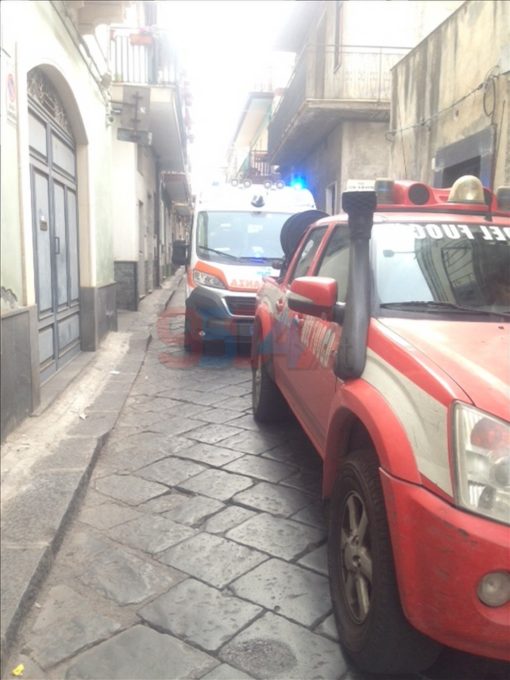 PATERNO': ANZIANA SOCCORSA IN CASA, NON RISPONDEVA DA DUE GIORNI - FOTO