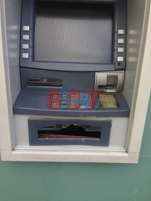 PATERNO' SCASSINATO BANCOMAT AI 4 CANTI - FOTO