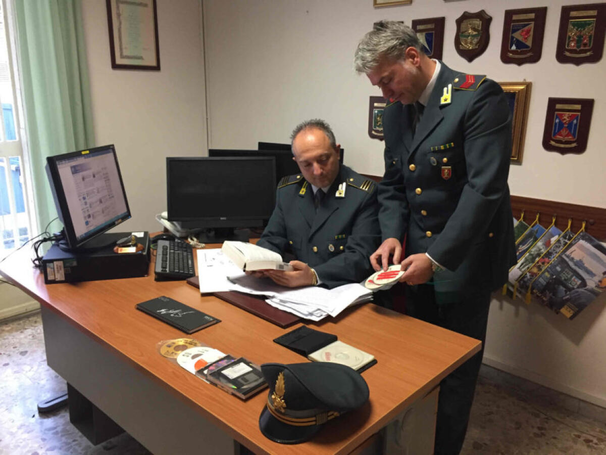 CATANIA: SEQUESTRATI 70 SOFTWARE ILLEGALI IMPIEGATI DA UN’AGENZIA PUBBLICITARIA - 