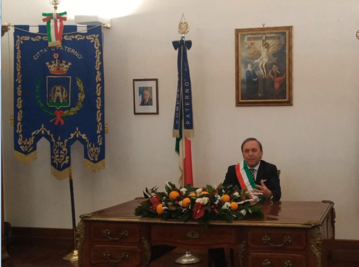 PATERNÒ: IL VIDEOMESSAGGIO DI FINE ANNO DEL SINDACO NINO NASO - 