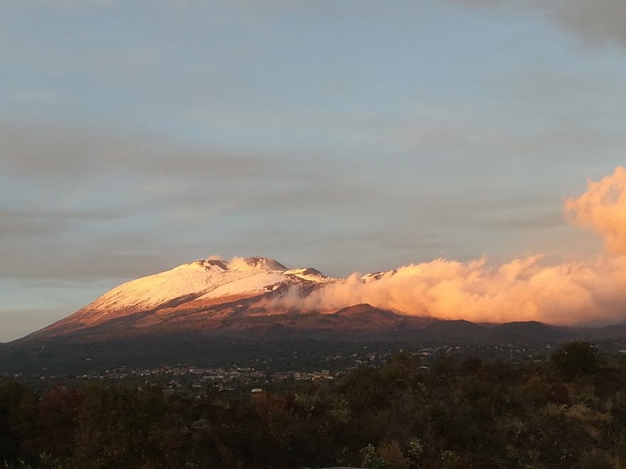 L'Etna ed il suo tramonto visto da "La Repubblica"