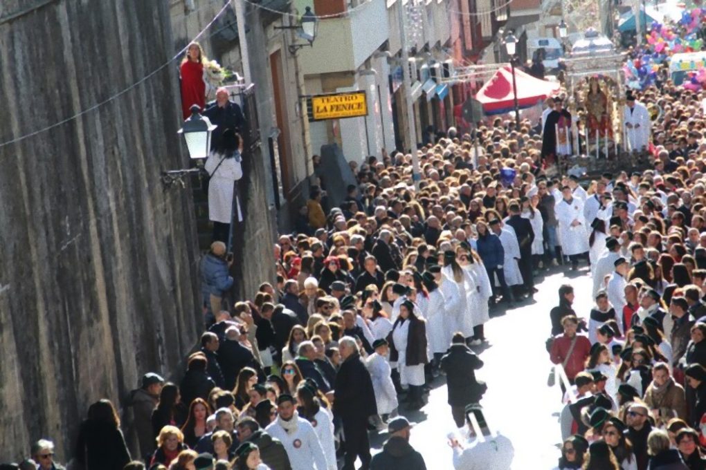 BELPASSO: Santa Lucia fra la sua gente