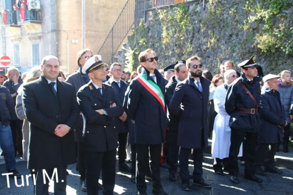 BELPASSO: Santa Lucia fra la sua gente