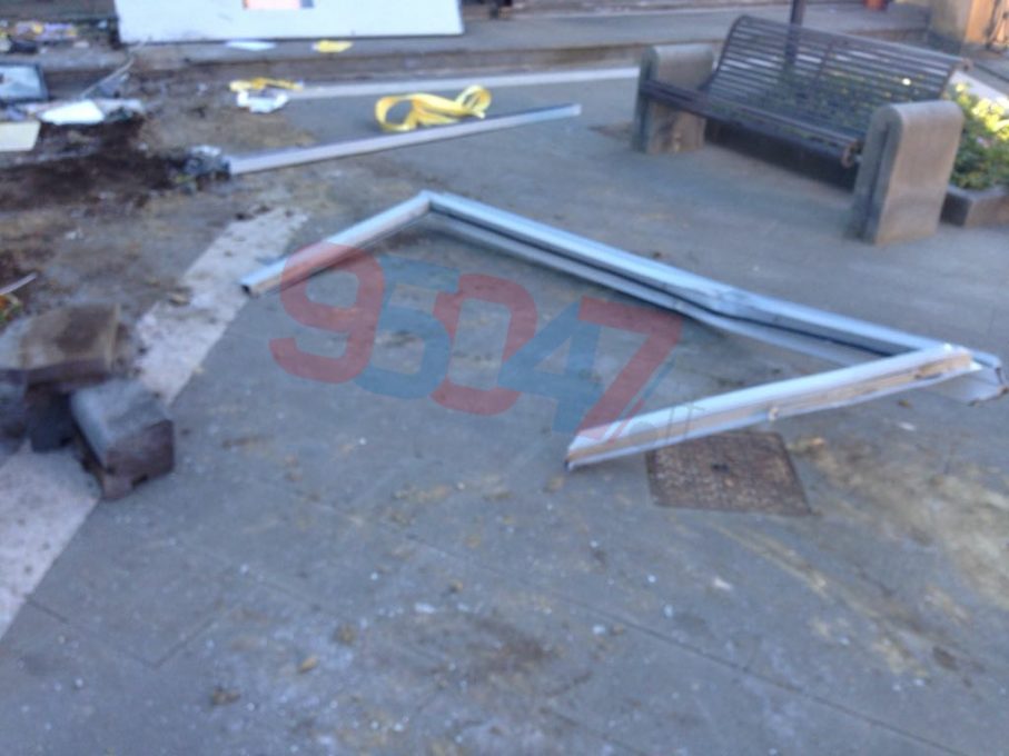 RAGALNA: ASSALTO QUESTA NOTTE AL BANCOMAT CON L'ESCAVATORE - FOTO