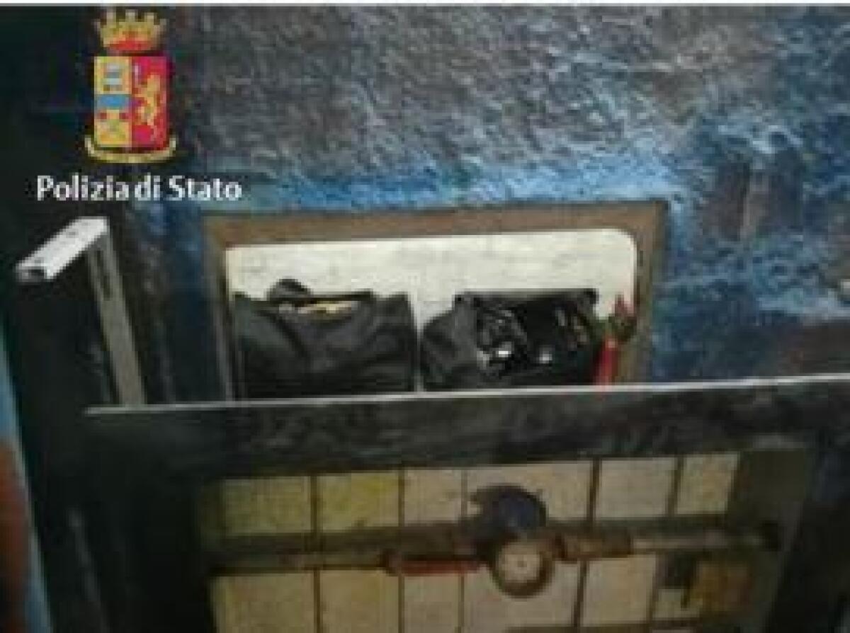 CATANIA: 141 kg marijuana in scuola, 2 arresti - 