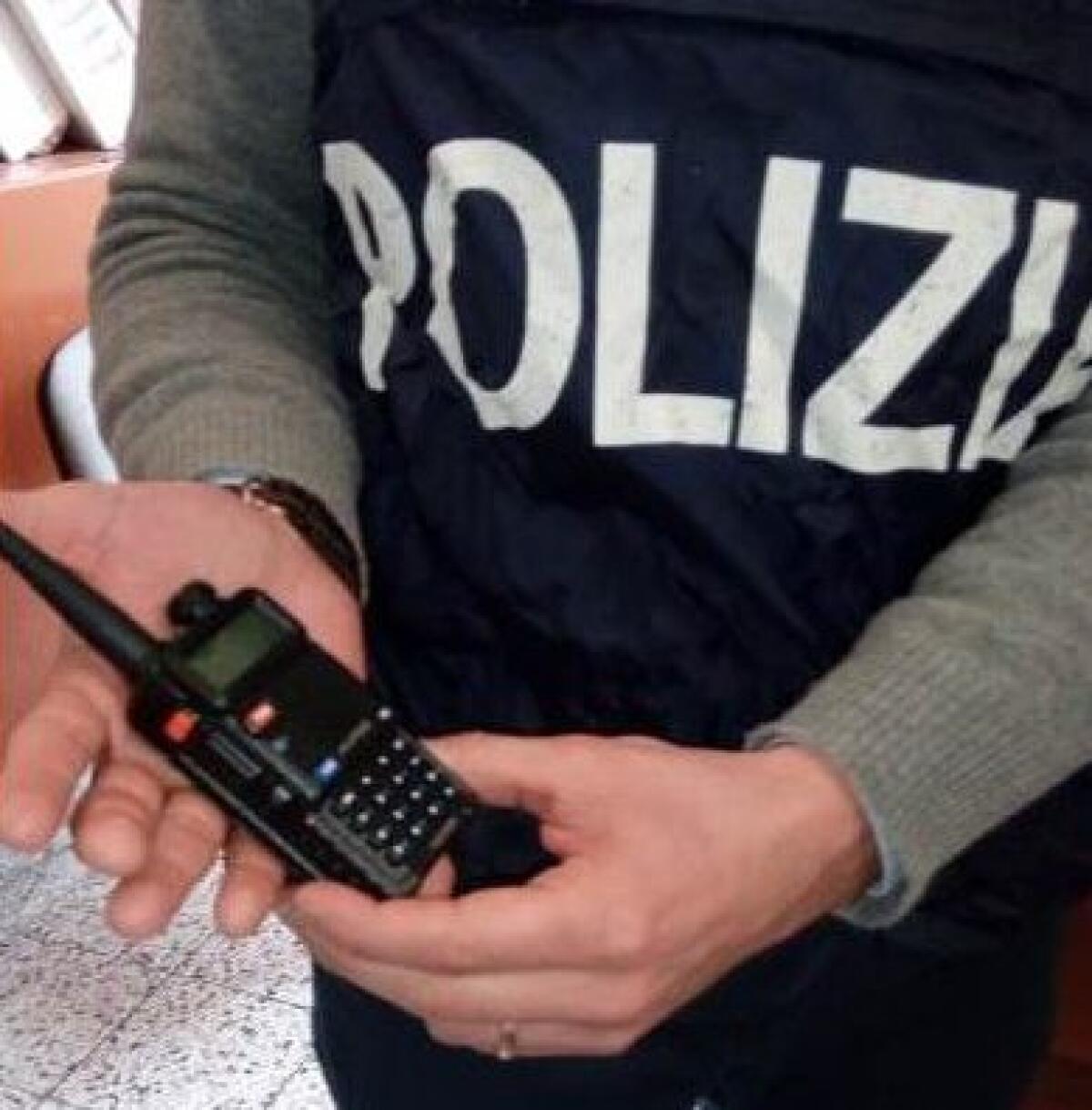 CATANIA: Ruba chiavi in auto per furti in case - LE FOTO - 