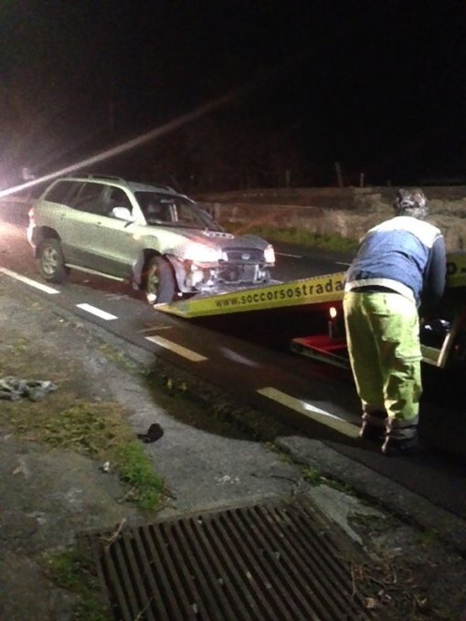 PATERNO': Incidente vicino Schettino - Le foto