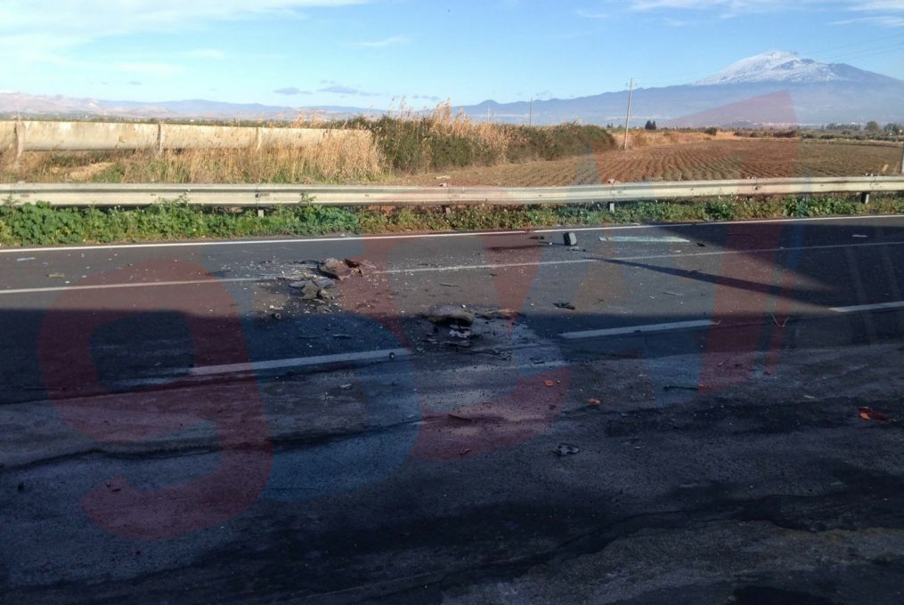 Scontro frontale bivio Iannarello, 4 feriti, 2 gravi - Le Foto