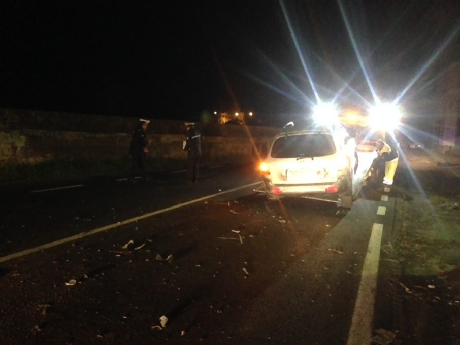 PATERNO': Incidente vicino Schettino - Le foto