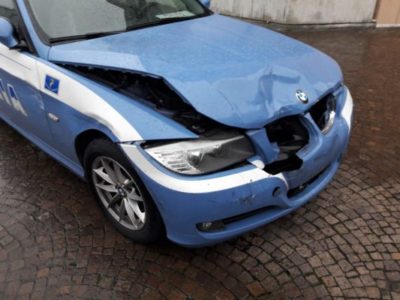 CATANIA: Contromano per sfuggire alla polizia, fermato