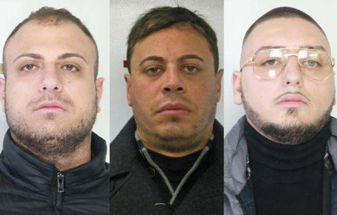 CATANIA: "Pizzo" di 1000 € al mese a titolare discoteche, tre arresti