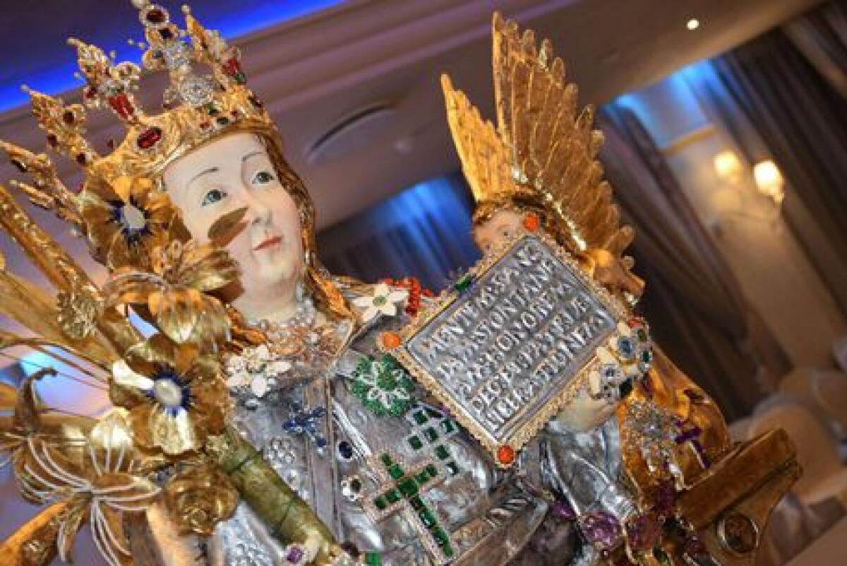 CATANIA: Busto di Sant’Agata in cake design nella chiesa di Sant’Agata la Vetere - LE FOTO - 