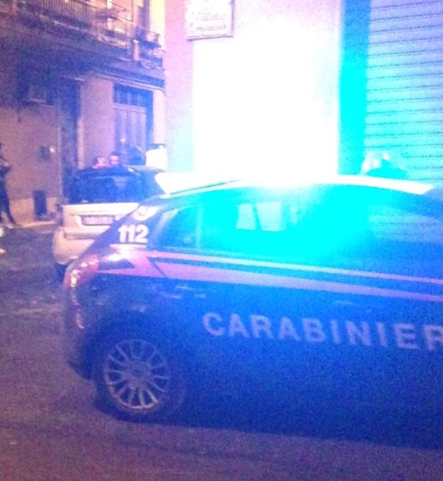 S.M di Licodia, Auto distrutta, forse attentato le foto
