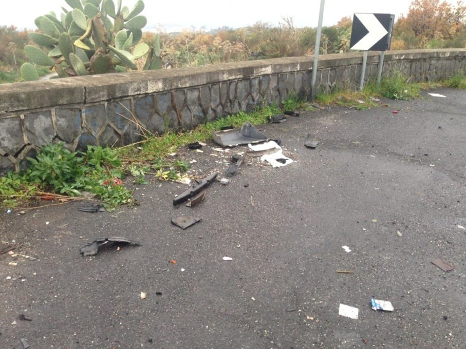 BELPASSO: Scontro frontale auto camion, ragazza trasportata in elisoccorso