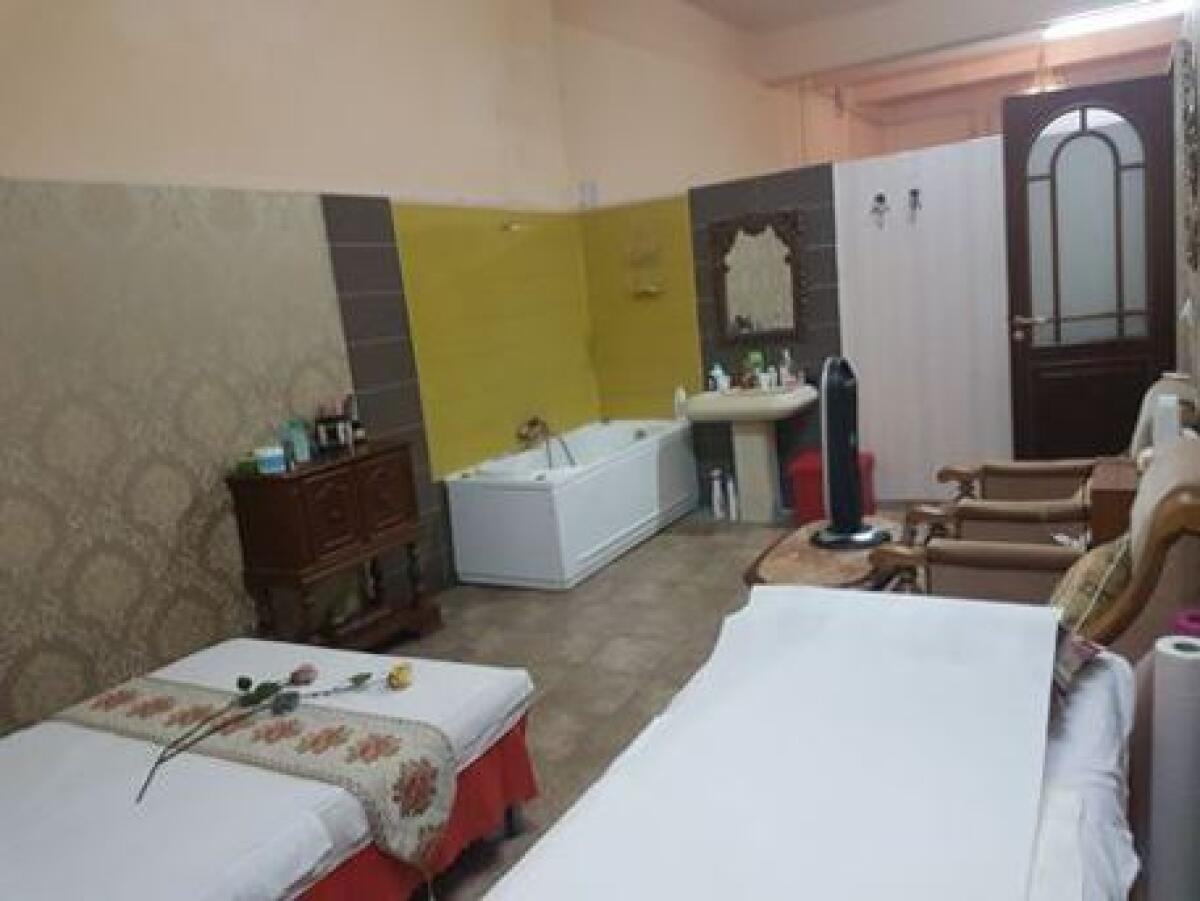 CATANIA: Sequestrato centro estetico a luci rosse - 