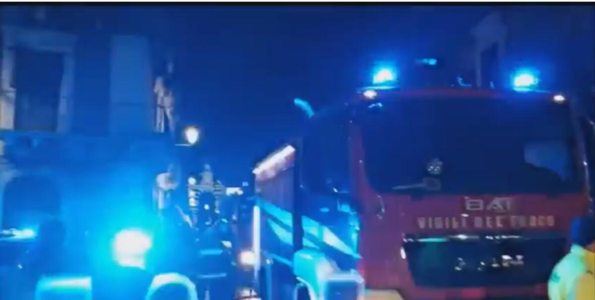 CATANIA: Tragedia per esplosione per fuga di gas: 3 vittime, 2 sono vigili fuoco - 