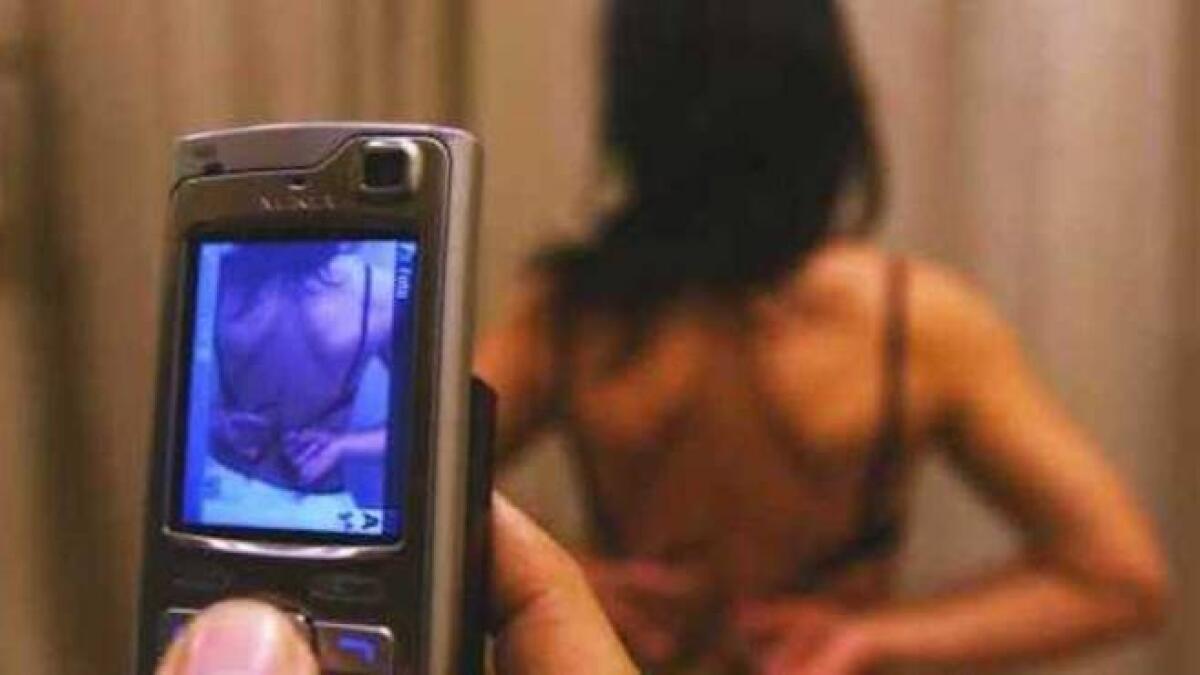 CATANIA: Ricattava la ex con video rapporti sessuali tra i due: denunciato - 