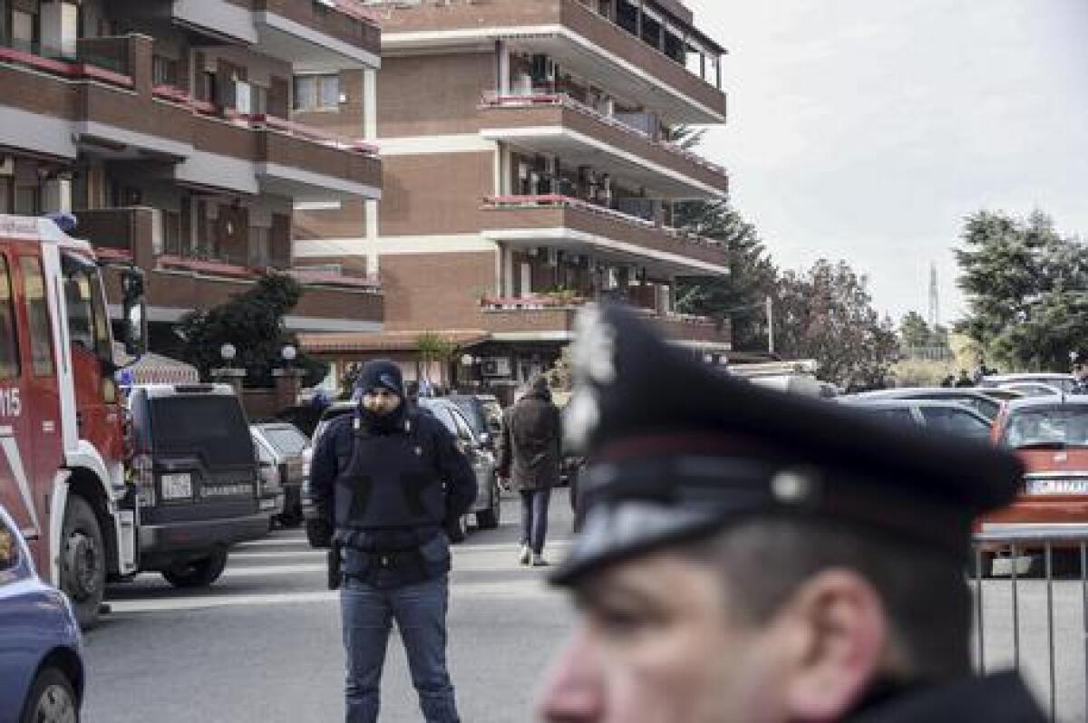 Strage di Latina, era tutto premeditato: ritrovato un assegno per i funerali delle bimbe - 