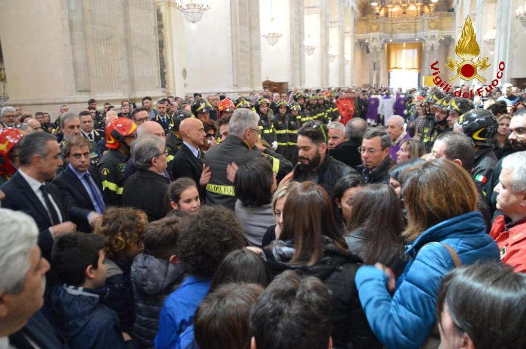 CATANIA: I funerali di Dario Ambiamonte FOTO E VIDEO
