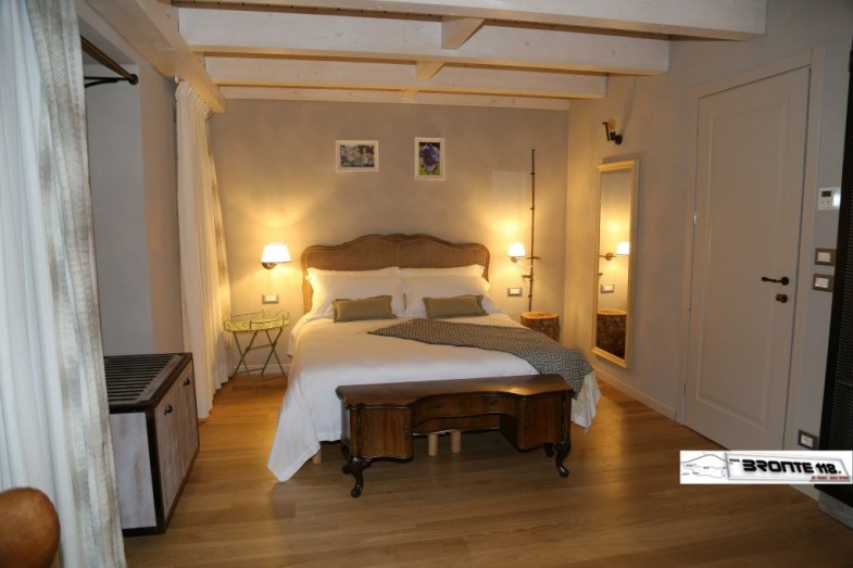 CESARO’: RIAPRE VILLA MIRAGLIA, RESORT IN UN PANORAMA DA FAVOLA – LE FOTO