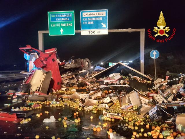 Incidente in tangenziale a San Giorgio - FOTO E VIDEO