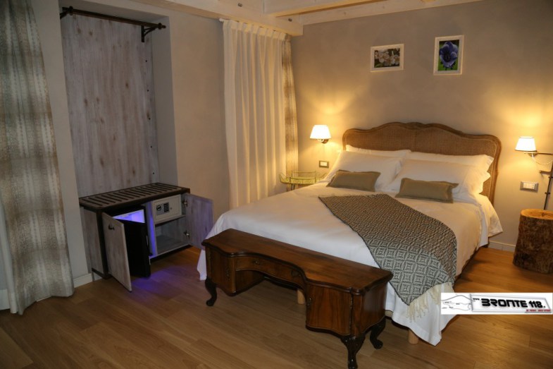 CESARO’: RIAPRE VILLA MIRAGLIA, RESORT IN UN PANORAMA DA FAVOLA – LE FOTO