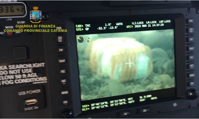 GUARDIA DI FINANZA, SEQUESTRA NEL LITORALE DI RIPOSTO, 43 KG DI MARIJUANA.