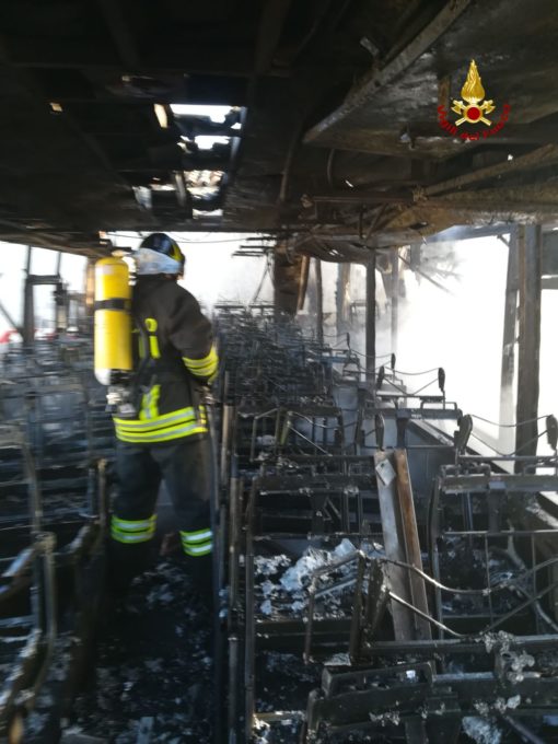 PATERNO': Tre autobus della Circumetnea in fiamme, non è dolo