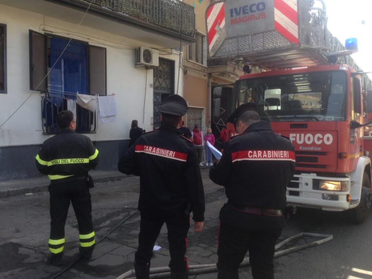 PATERNO': Incendio in una casa di corso Sicilia - 