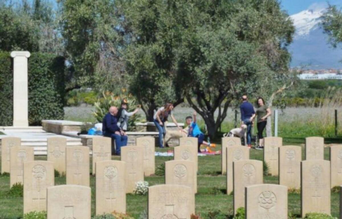 CATANIA: Pasquetta con picnic al cimitero - 