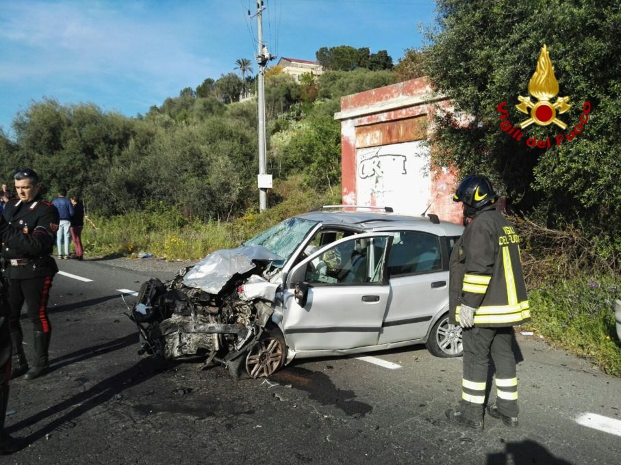 PATERNO': GRAVISSIMO INCIDENTE SULLA SS284 MUORE UNA 43ENNE DI BIANCAVILLA