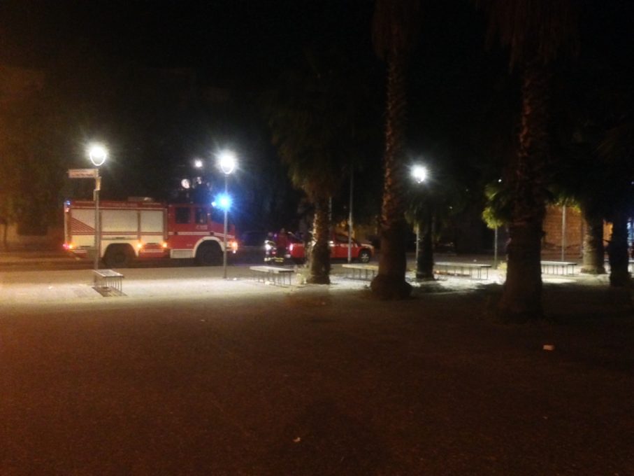 PATERNO': VANDALI IN AZIONE IN PIAZZA PUGLISI - FOTO