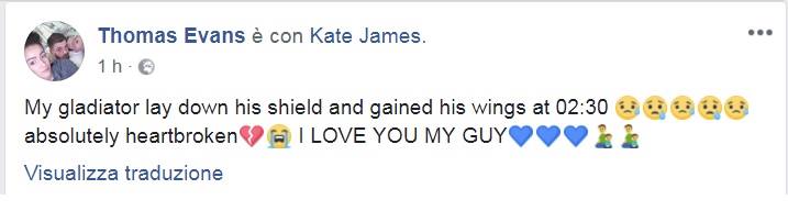 Il piccolo Alfie è morto: l'annuncio dei genitori "Il nostro gladiatore è volato via"