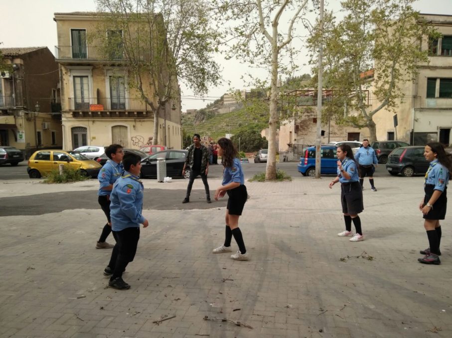 PATERNO':Il gruppo scout agesci Paternò 3 adotta piazza La Russa - FOTO