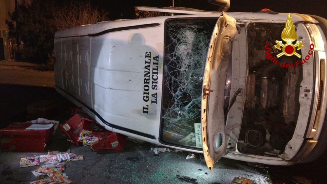 CATANIA: Grave incidente nella zona industriale - le foto