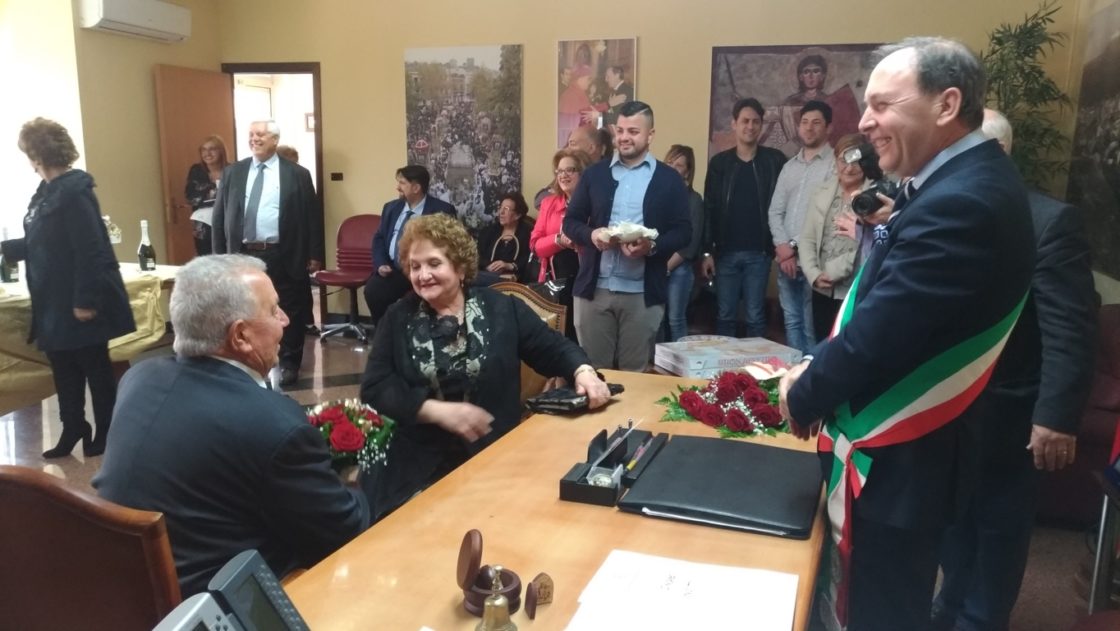 PATERNO': I 50 ANNI DI MATRIMONIO DI MARIO E ROSALIA