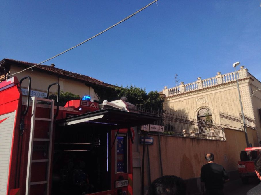 NICOLOSI: INCENDIO DANNEGGIA RISTORANTE